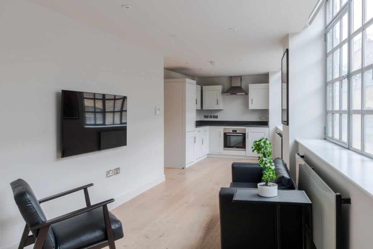 Dolls House - Farringdon - By Frankie Says Apartman London Kültér fotó